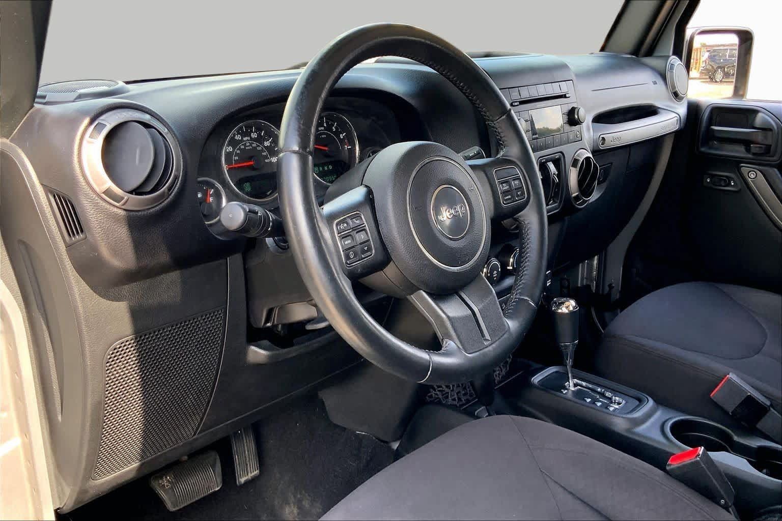 Used 2017 Jeep Wrangler Unlimited Sport w/ Quick Order Package 24S AWD/4WD image 18