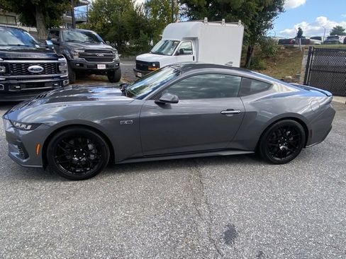 Used 2024 Ford Mustang GT image 4
