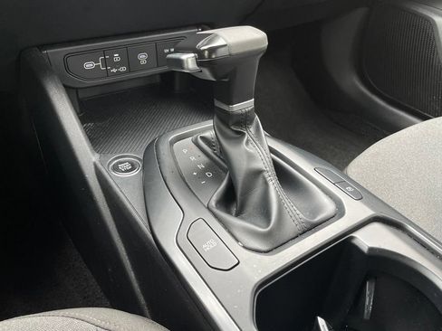 Used 2025 Kia K4 FWD image 20