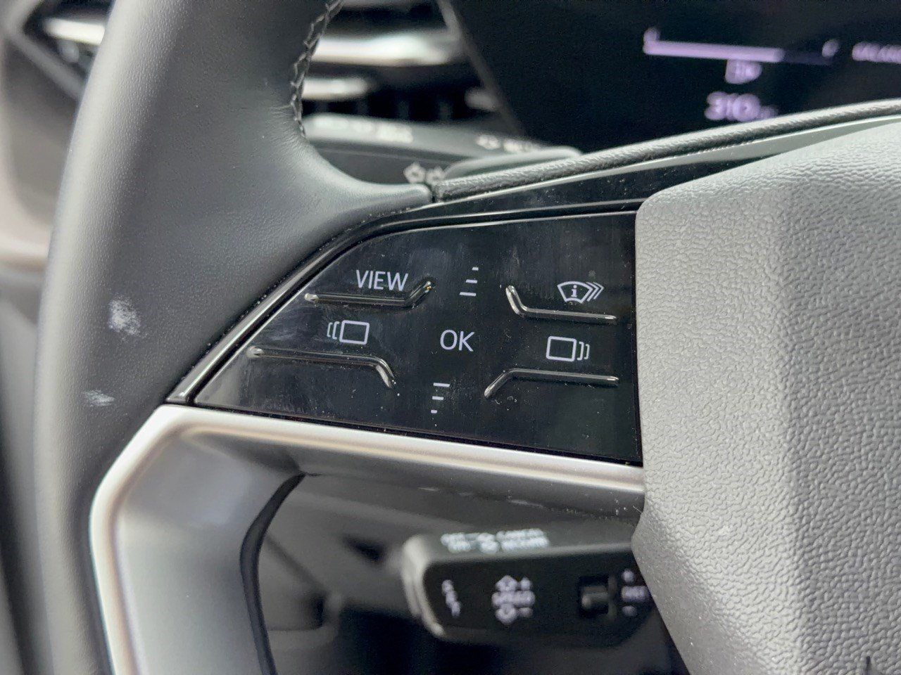 Used 2025 Audi Q5 Premium Plus AWD/4WD image 18