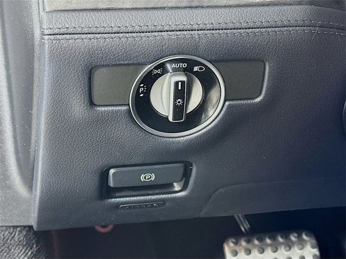 Used 2019 Mercedes-Benz SL 450 w/ Premium Package image 10