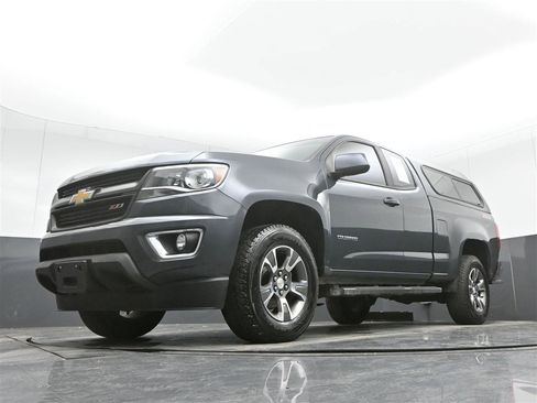 Used 2017 Chevrolet Colorado Z71 image 28