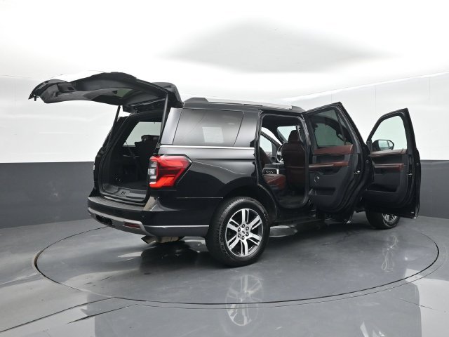 Used 2023 Ford Expedition Limited AWD/4WD image 71