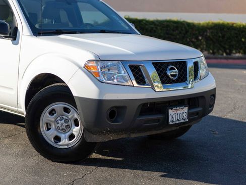 Used 2021 Nissan Frontier S image 9