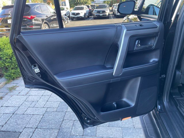 Used 2023 Toyota 4Runner SR5 Premium w/ Moonroof Package AWD/4WD image 23