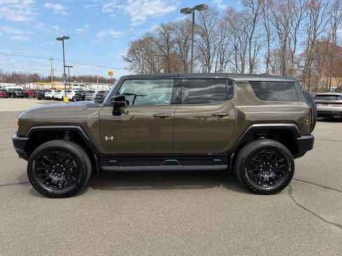 New 2026 GMC Hummer EV SUV AWD/4WD image 2