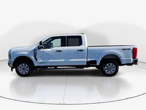 Used 2024 Ford F250 XLT image 5