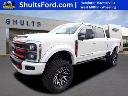 New 2026 Ford F250 Lariat w/ Black Appearance Package