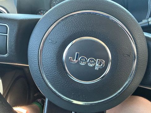 Used 2016 Jeep Patriot Sport w/ Power Value Group FWD image 20