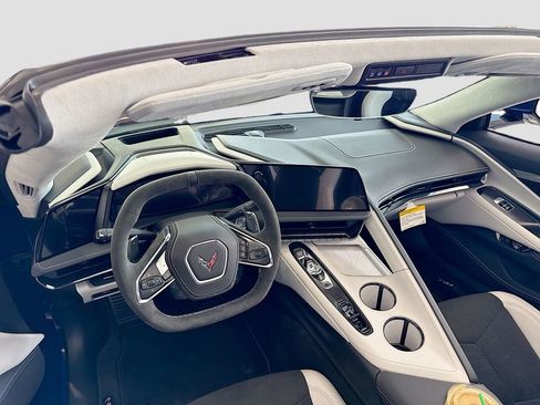 New 2026 Chevrolet Corvette Stingray Premium Conv w/ Z51 Performance Package image 9