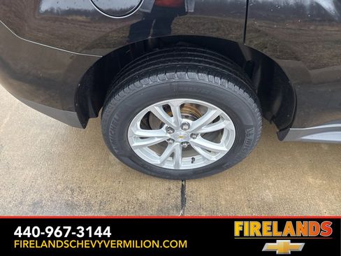 Used 2017 Chevrolet Equinox LT w/ Convenience Package image 43