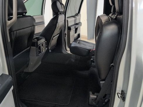 Used 2018 Ford F150 XL w/ Equipment Group 101A Mid image 11