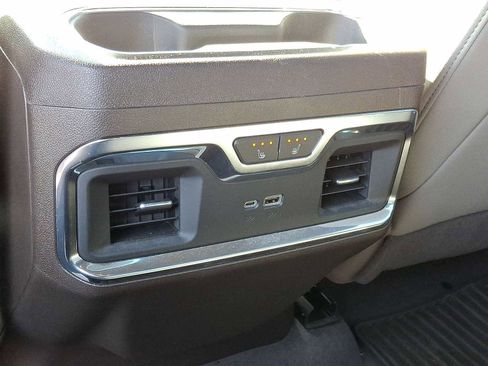 Used 2024 Chevrolet Silverado 2500 LTZ w/ LTZ Convenience Package image 26