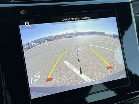 Used 2023 Jeep Grand Cherokee Altitude image 17