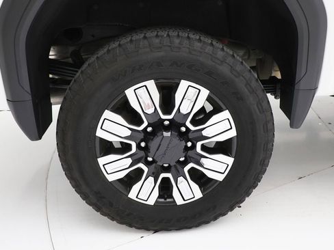 Used 2024 GMC Sierra 2500 Denali w/ Denali Reserve Package image 14