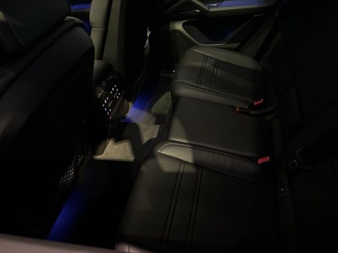 Certified 2026 Porsche Cayenne Coupe image 27