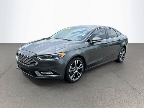 Used 2017 Ford Fusion Titanium FWD image 8