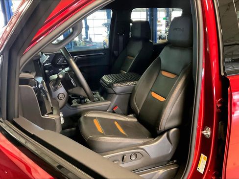 Used 2023 GMC Sierra 1500 AT4 w/ AT4 Premium Package image 7