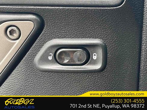 Used 2013 Jeep Wrangler Sport AWD/4WD image 27