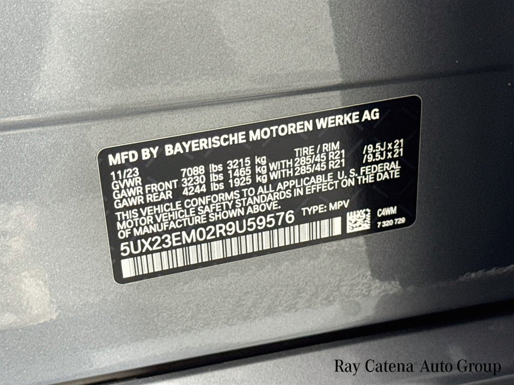 Used 2024 BMW X7 xDrive40i w/ M Sport Package AWD/4WD image 34