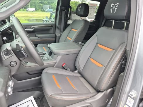 New 2026 GMC Sierra 1500 AT4 w/ AT4 Premium Package AWD/4WD image 13
