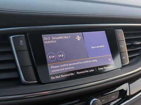 Used 2020 Buick Enclave Premium w/ Sun and Sites Package image 31