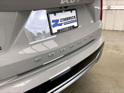 Used 2022 Kia Sorento SX AWD/4WD image 9