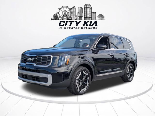 Certified 2025 Kia Telluride S FWD image 2
