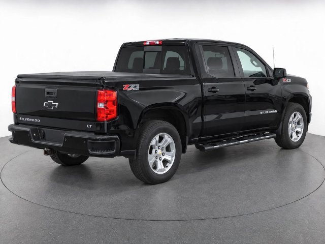 Used 2016 Chevrolet Silverado 1500 LT w/ All Star Edition AWD/4WD image 4