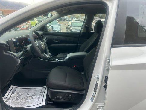 New 2026 Hyundai Tucson SEL FWD image 12