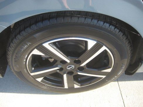 Used 2024 Nissan Sentra SV w/ All-Weather Package FWD image 8