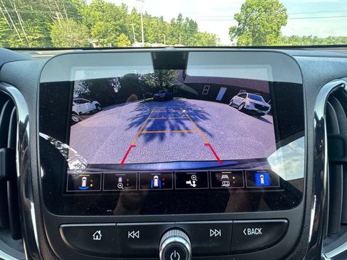 Used 2023 Chevrolet Equinox RS AWD/4WD image 15