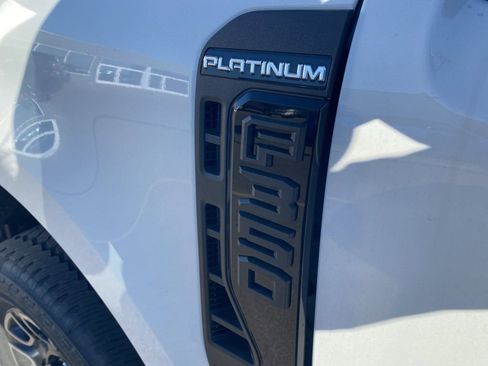 New 2026 Ford F350 Platinum w/ FX4 Off-Road Package image 17