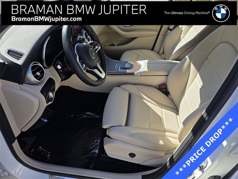 Used 2022 Mercedes-Benz GLC 300 4MATIC image 9