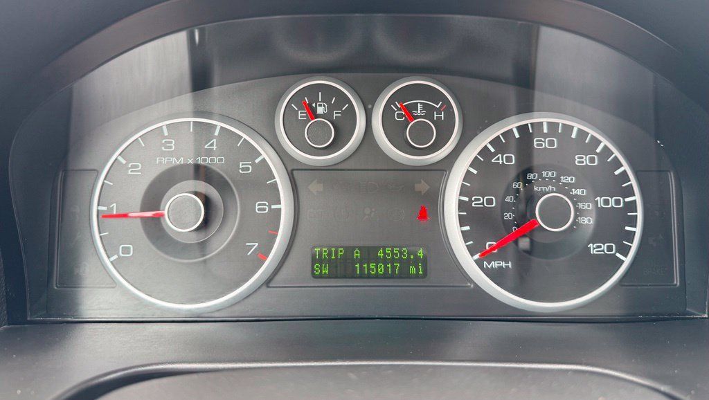 Used 2009 Ford Fusion SEL FWD image 33