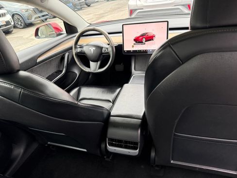 Used 2023 Tesla Model 3 Standard Range RWD image 4