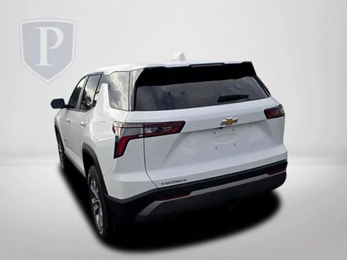 New 2026 Chevrolet Equinox LT FWD image 8
