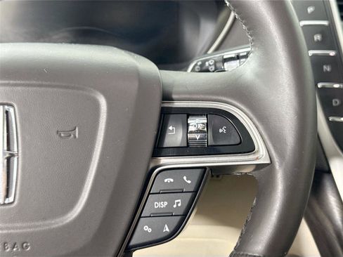 Used 2019 Lincoln Nautilus Reserve w/ Cargo Utility Package image 18