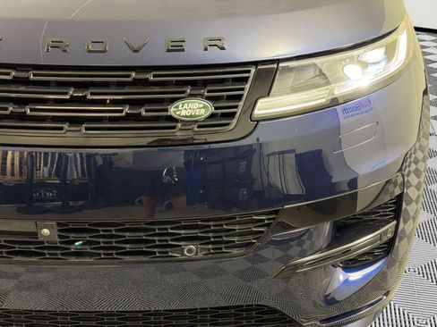 Used 2023 Land Rover Range Rover Sport SE Dynamic AWD/4WD image 12