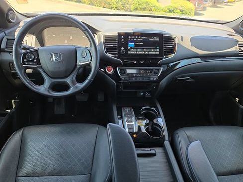 Used 2021 Honda Passport Touring image 9