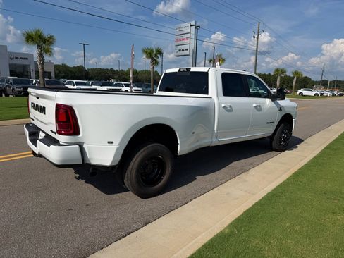 New 2026 RAM 3500 Laramie w/ Night Edition AWD/4WD image 5