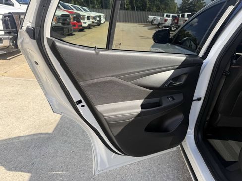 Used 2024 Buick Envista Avenir FWD image 14
