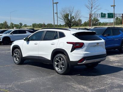 New 2026 Chevrolet Trax LT w/ Driver Confidence Package
