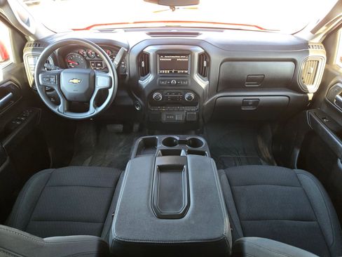 Certified 2025 Chevrolet Silverado 1500 Custom image 16