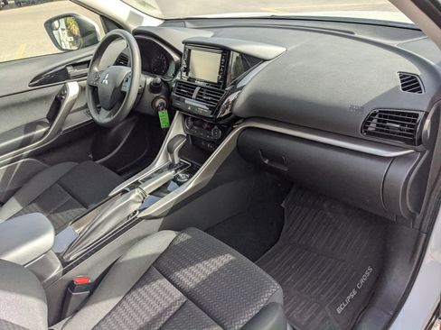 Used 2025 Mitsubishi Eclipse Cross ES image 12