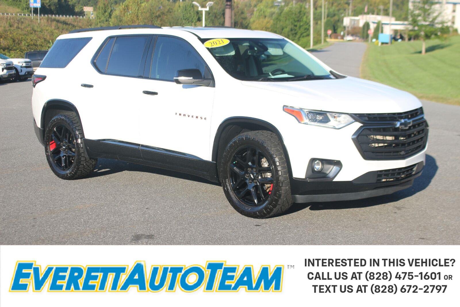 Used 2021 Chevrolet Traverse Premier w/ Redline Edition FWD image 1