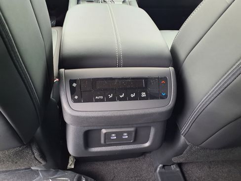 New 2026 Nissan Pathfinder SL AWD/4WD image 48