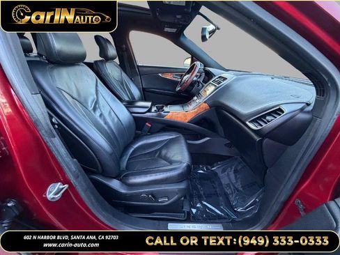 Used 2017 Lincoln MKX Select w/ Select Plus Package image 12