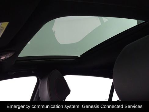 Used 2024 Genesis G70 2.5T w/ Sport Prestige Package image 11