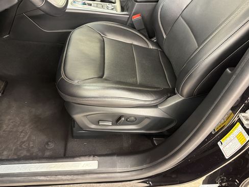 Certified 2024 Ford Explorer Limited AWD/4WD image 14